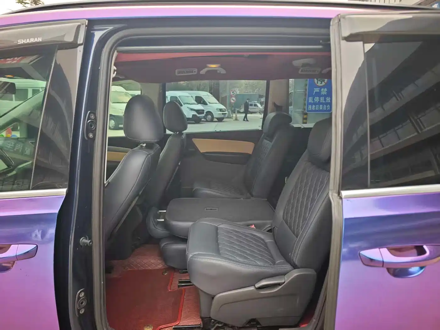 Volkswagen Sharan 2012 2.0TSI Comfort Euro IV фото 9