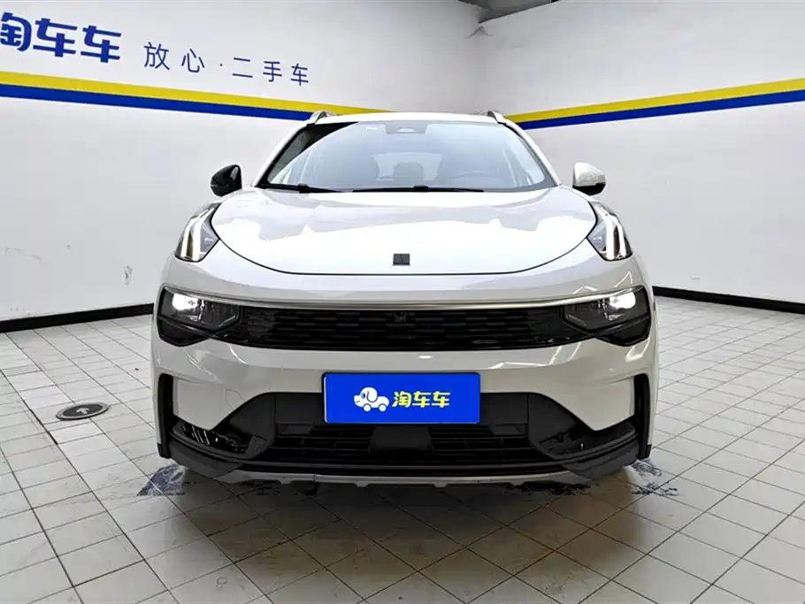 Lynk & Co 01 2023 2.0TD 2WD Pro фото 2
