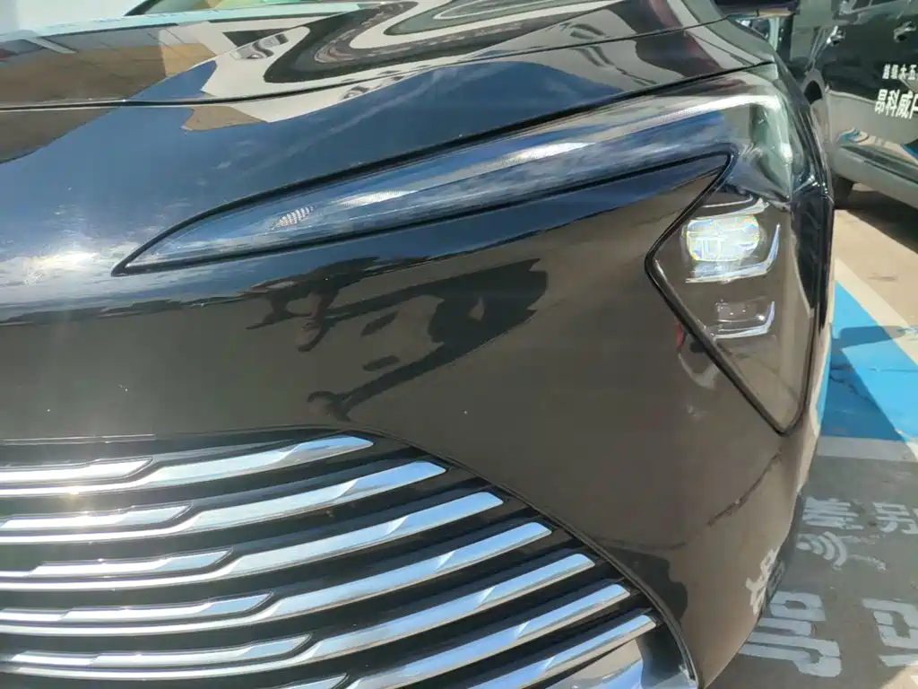 Buick LaCrosse 2025 2025 Model 28T Platinum Edition
