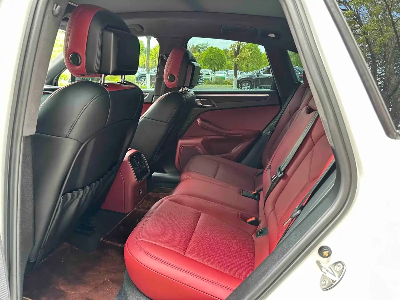 Porsche Macan 2022 Macan T 2.0T фото 12