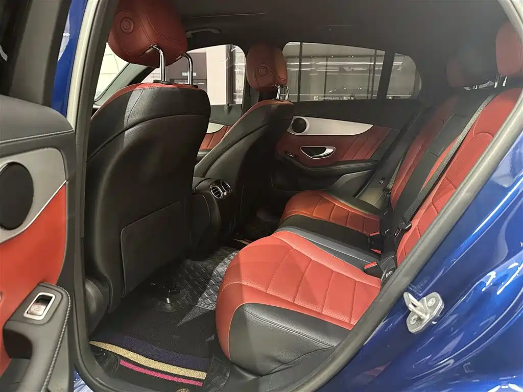 Mercedes-Benz GLC Coupe 2018 GLC 200 4MATIC Coupe SUV фото 17