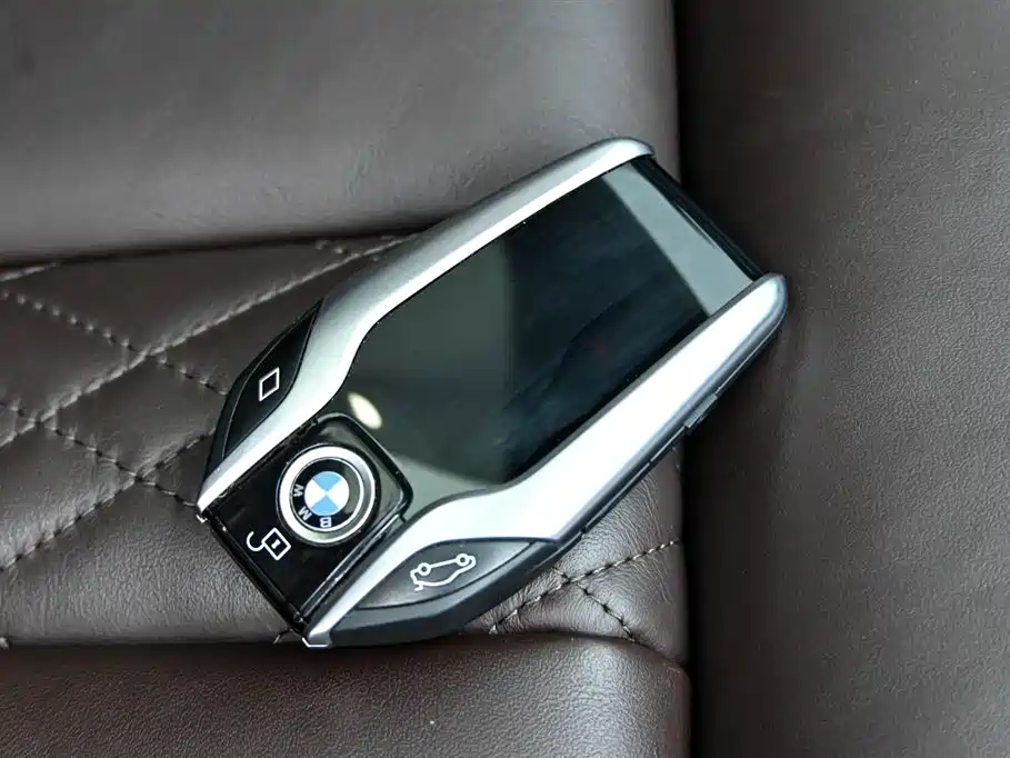 BMW 7 Series 2021 Model 730Li Luxury Package фото 42