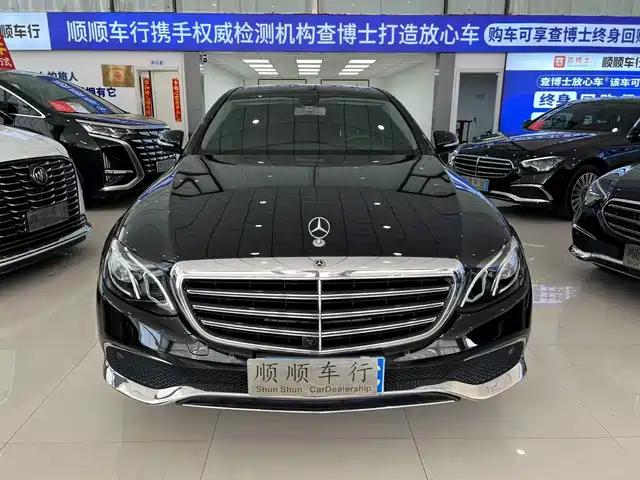 MERCEDES-BENZ E CLASS