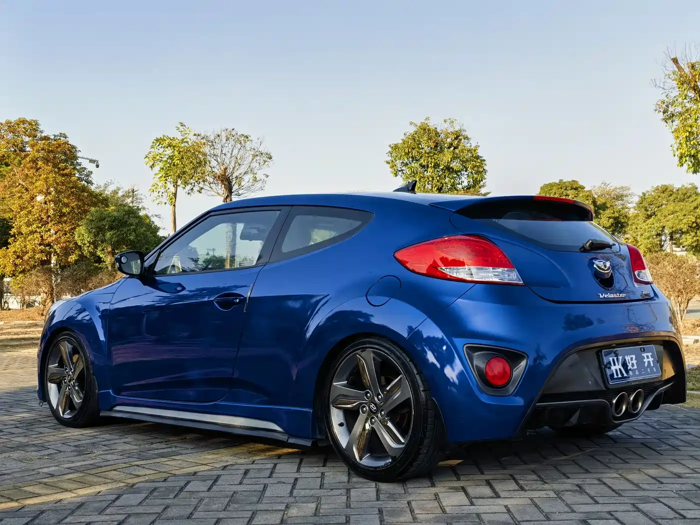 Hyundai Veloster 2012 1.6T Automatic Luxury фото 5