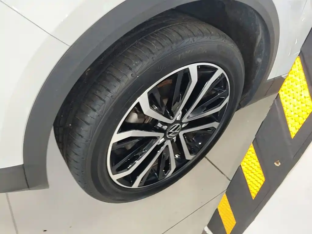 Volkswagen T-Roc, миниатюра 23