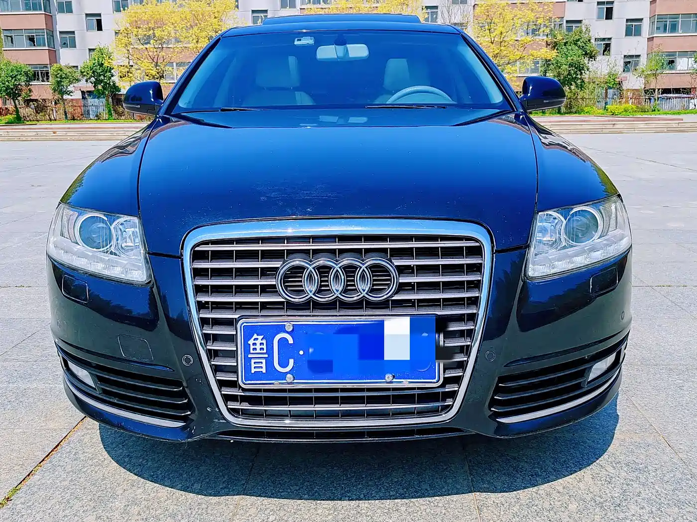 Audi A6L 2010 2.0 TFSI Automatic Standard фото 2