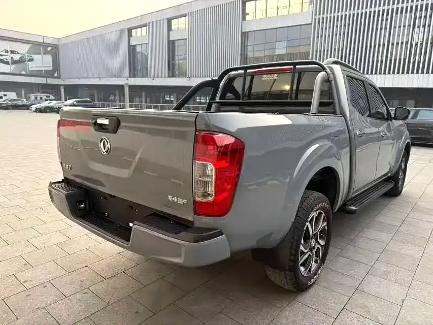 Dongfeng Rich 7 2023 2022 2.3T Automatic 4WD Diesel Standard Long Cargo M9T