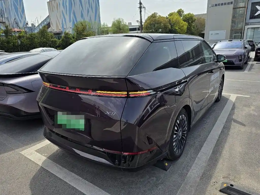 XIAOPENG X9