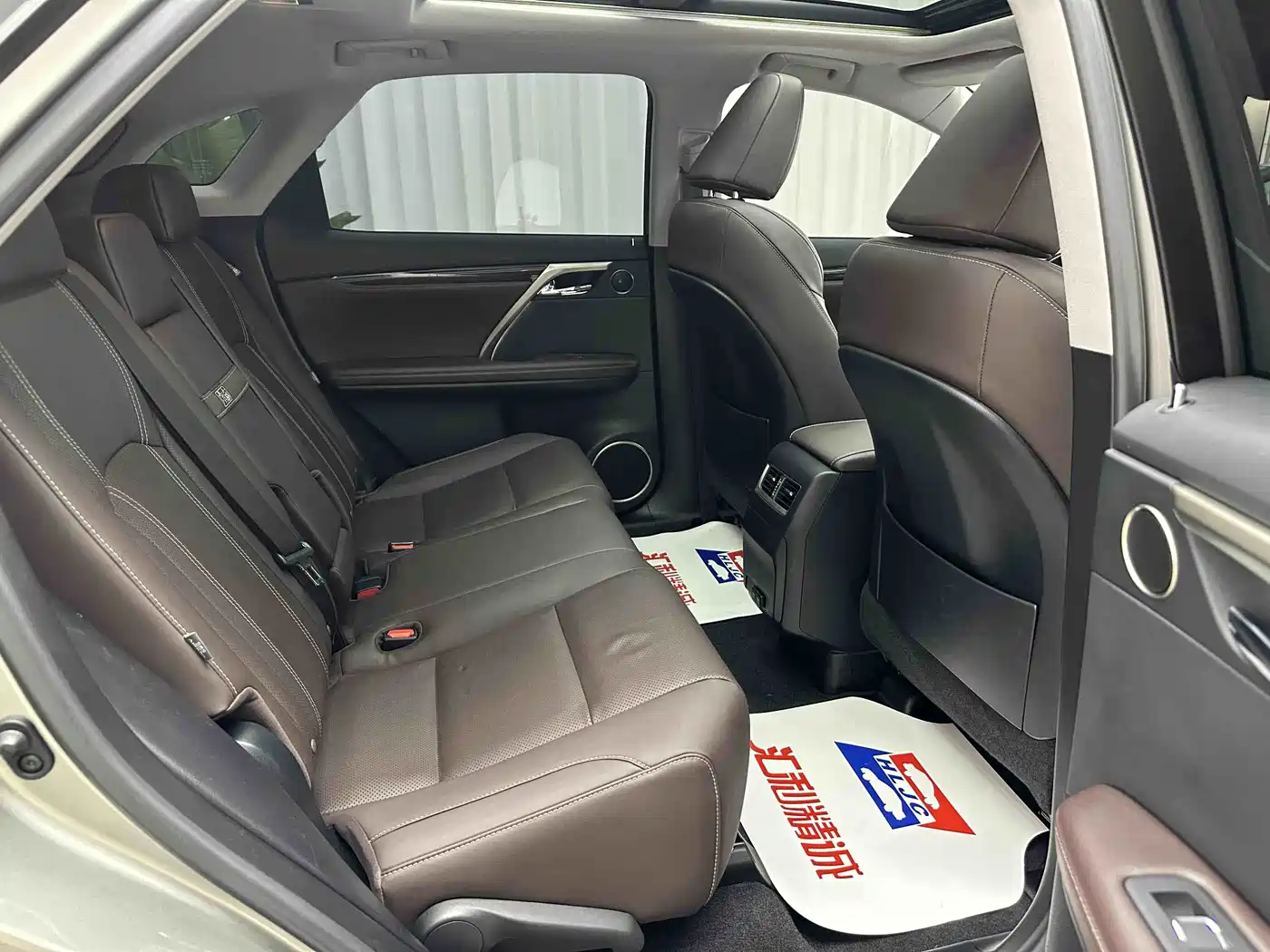 Lexus RX 2021 300 AWD Special Edition фото 16