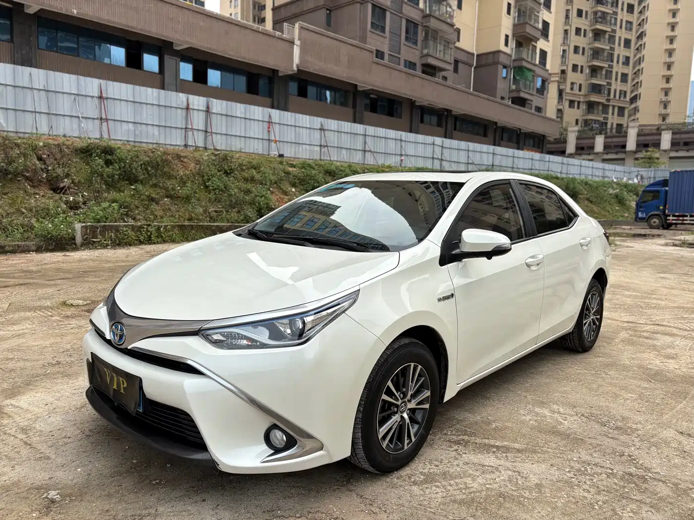Toyota Levin 2016 Hybrid 1.8H GS E-CVT Elite Sunroof фото 3