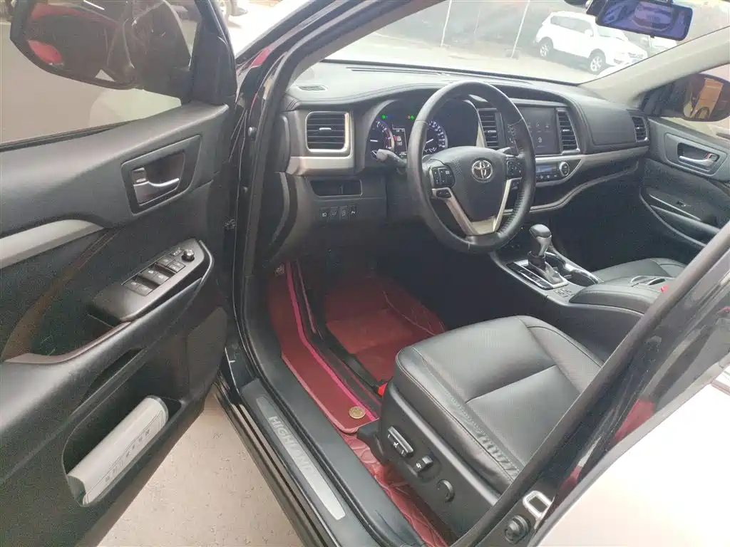 Toyota Highlander 2018 2.0T 4WD Premium 7-seater (China V) фото 16