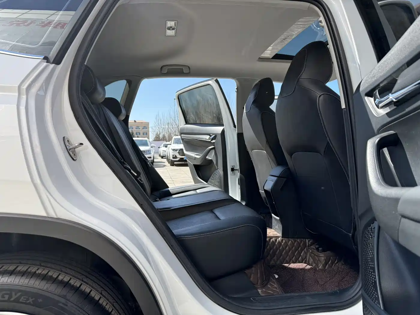 Škoda Kamiq 2023 Facelift 1.5L Auto Comfort Edition фото 12