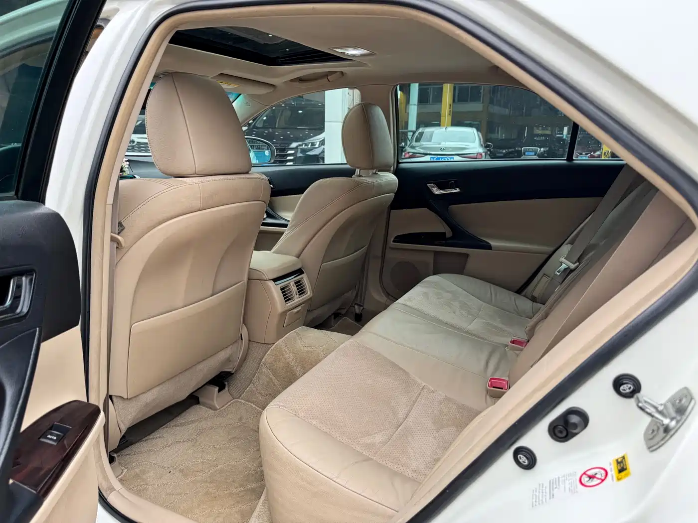 Toyota Reiz 2010 2.5V Style Elite Edition фото 6