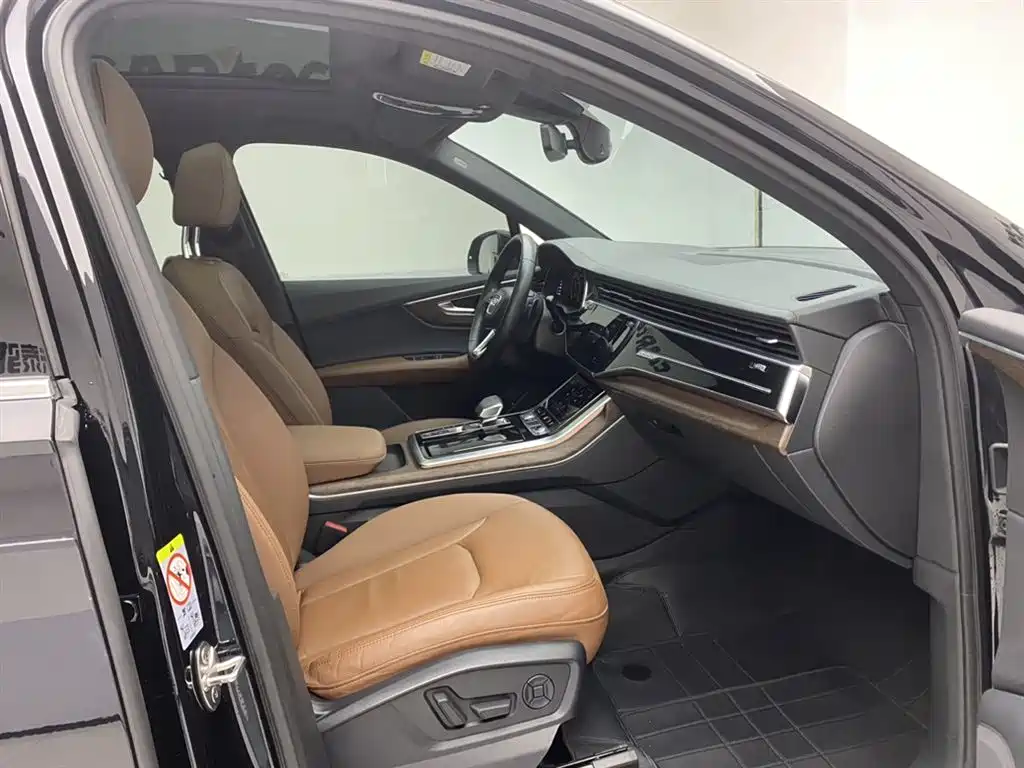 Audi Q7 2020 55 TFSI quattro S line Sport фото 18