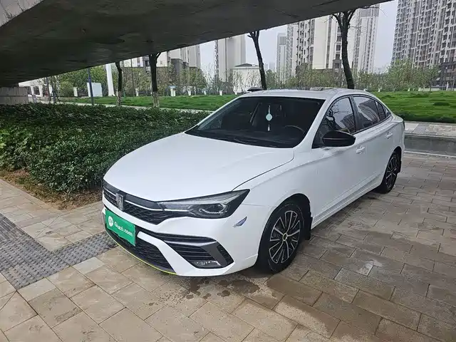 Roewe i5 1.5L CVT, Платинум