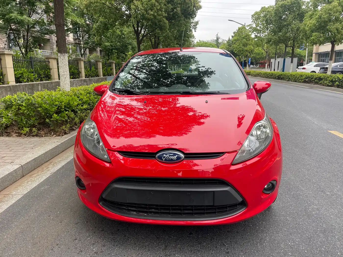 Photo 2 - Ford Fiesta
