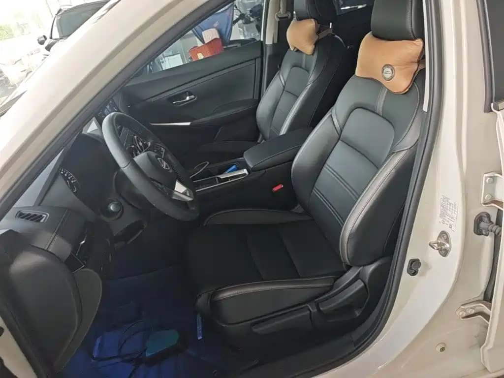 Nissan SYLPHY, миниатюра 11