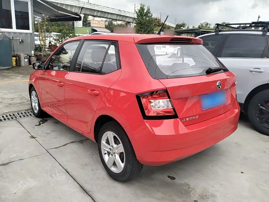 صورة 5 - Škoda Fabia