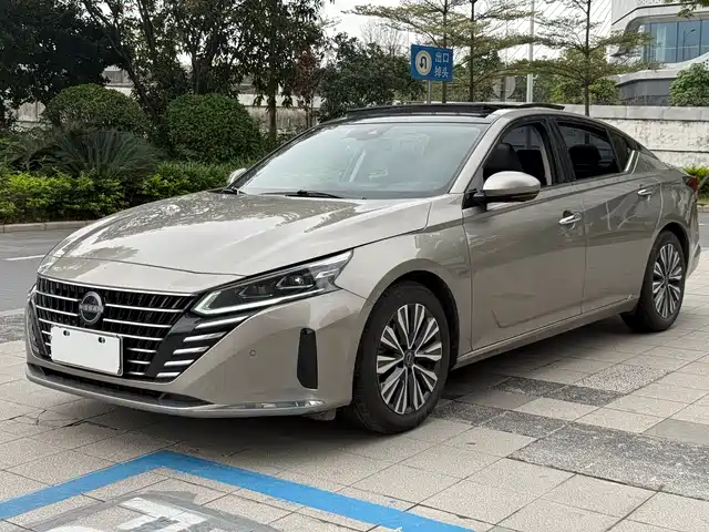 NISSAN TEANA