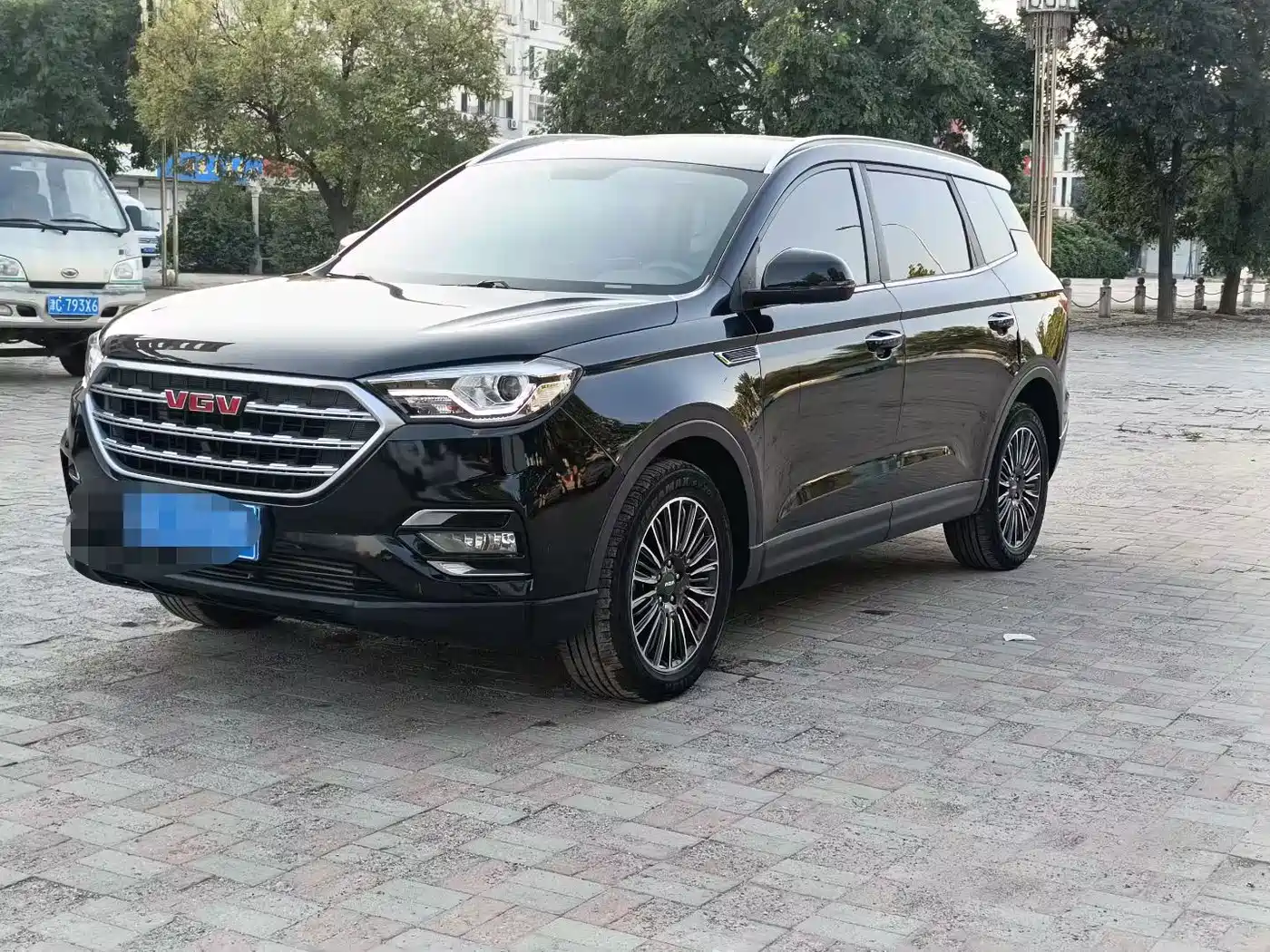 Sinotruk VGV VGV U70 2020 2020 Model 1.5T Auto Smart Elite 7-Seater