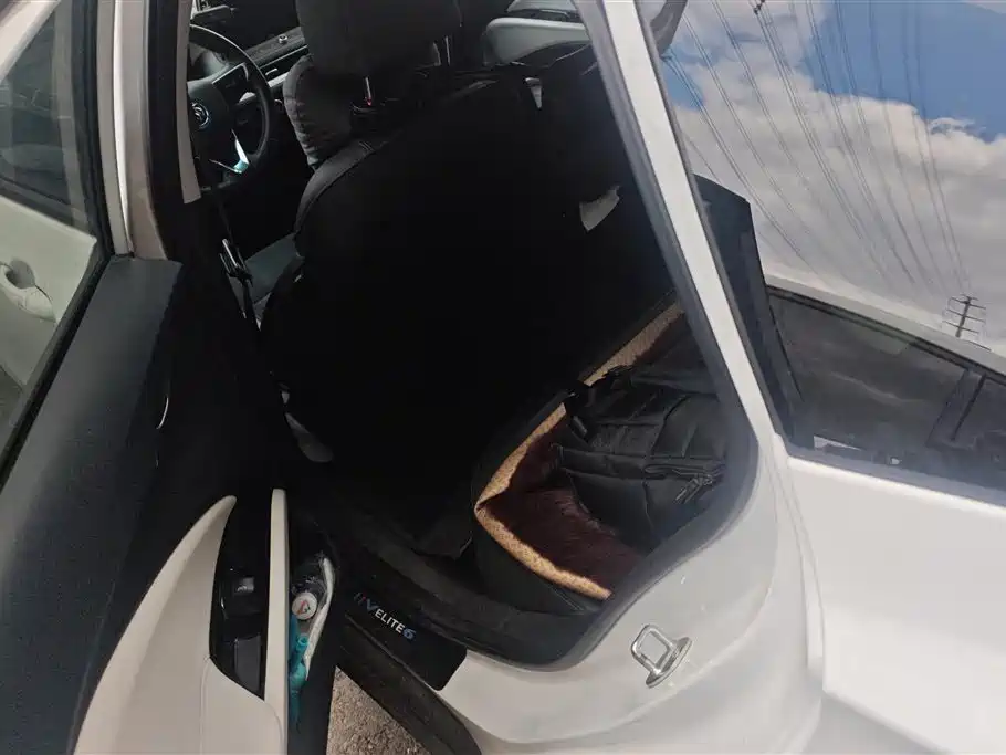 BUICK SLIGHTLY BLUE 6