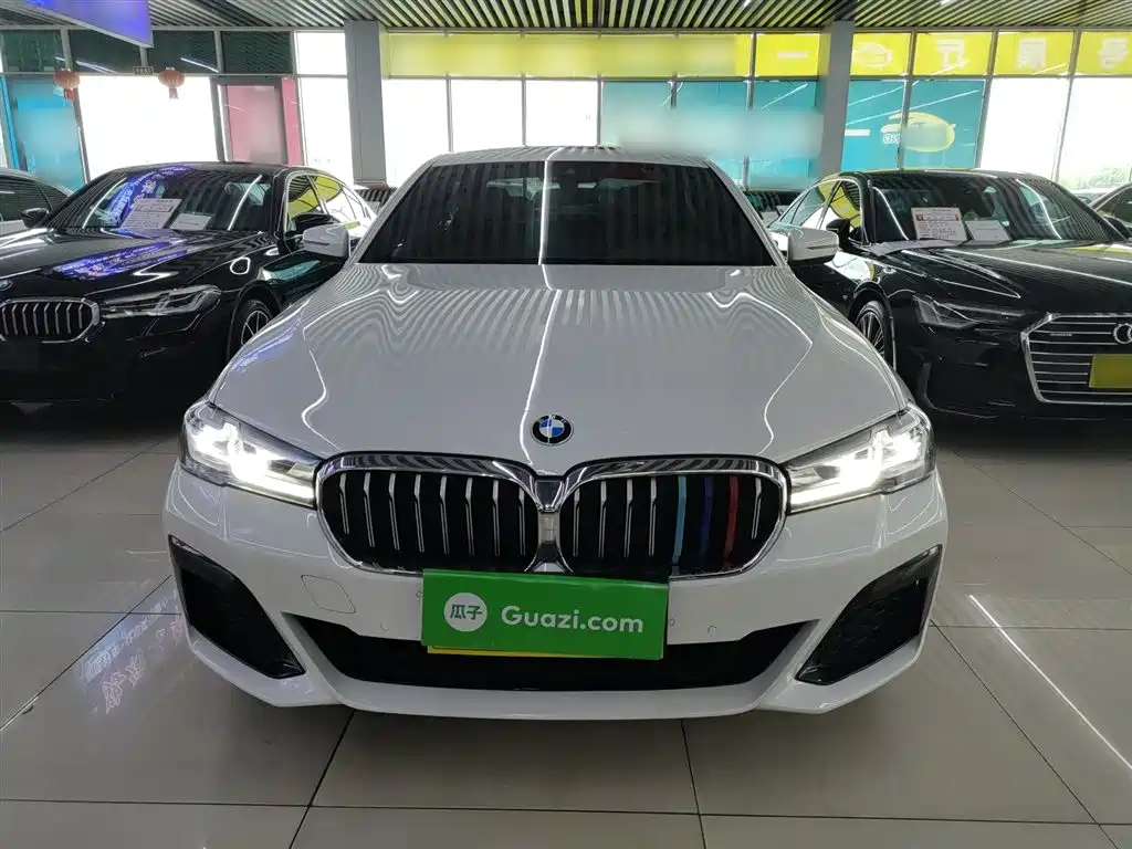 BMW 5 Series 2022 525Li M Sport Package фото 3