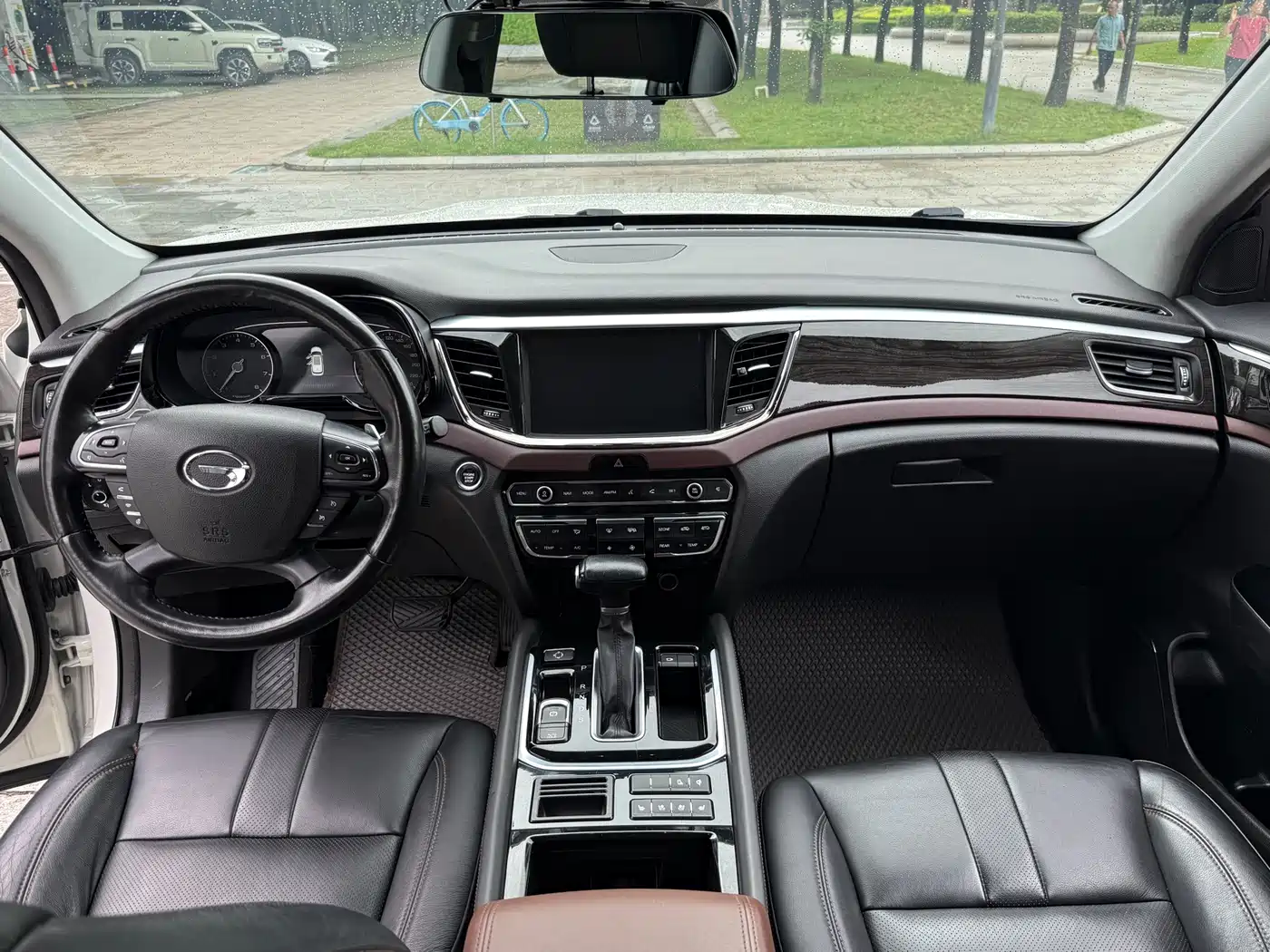 GAC Trumpchi Trumpchi GS8 2017 320T 2WD Luxury Smart Connect (7-seater) фото 6