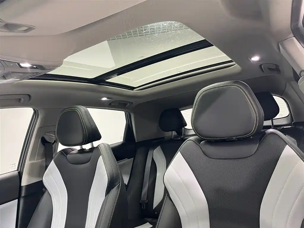 GEELY AUTOMOBILE BINYUE