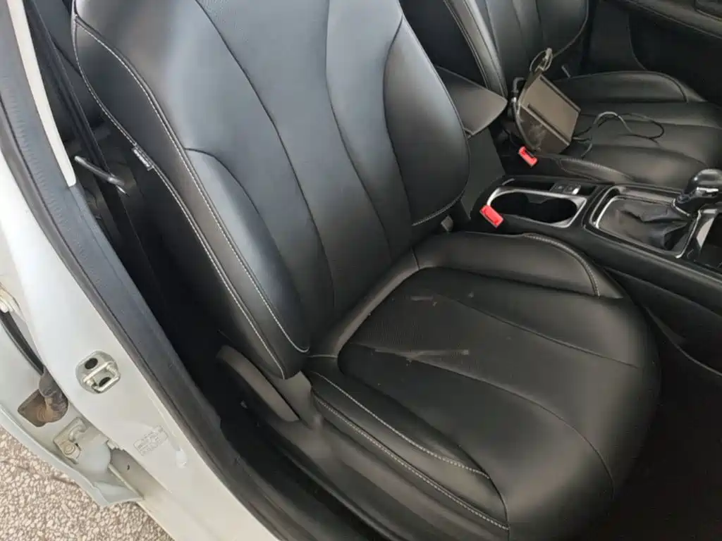 Фото 25 - Roewe i5