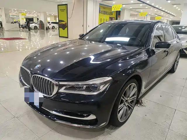 BMW 7 SERIES