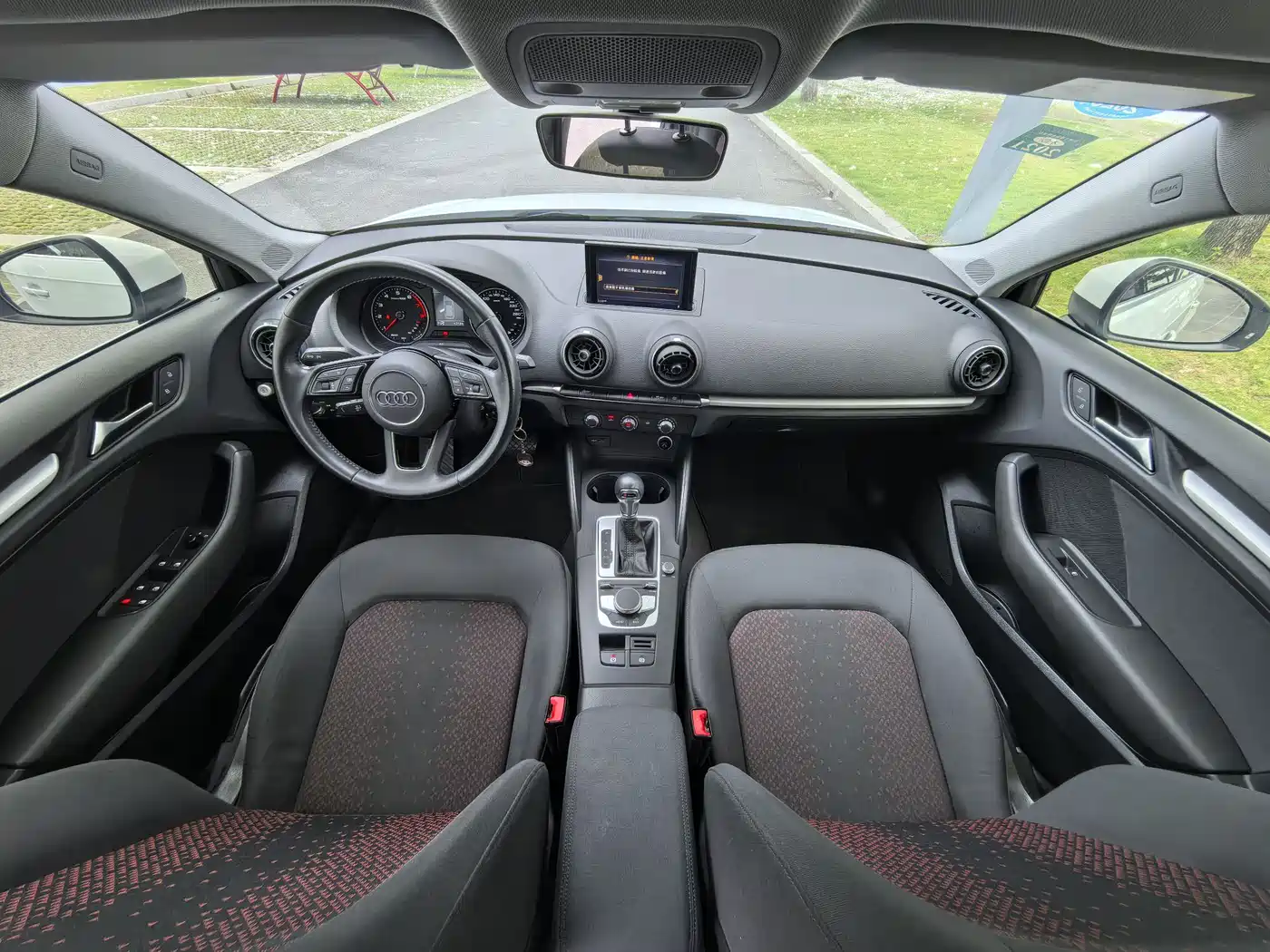 Audi A3 2018 30th Anniversary Sportback 35 TFSI Progressive фото 12