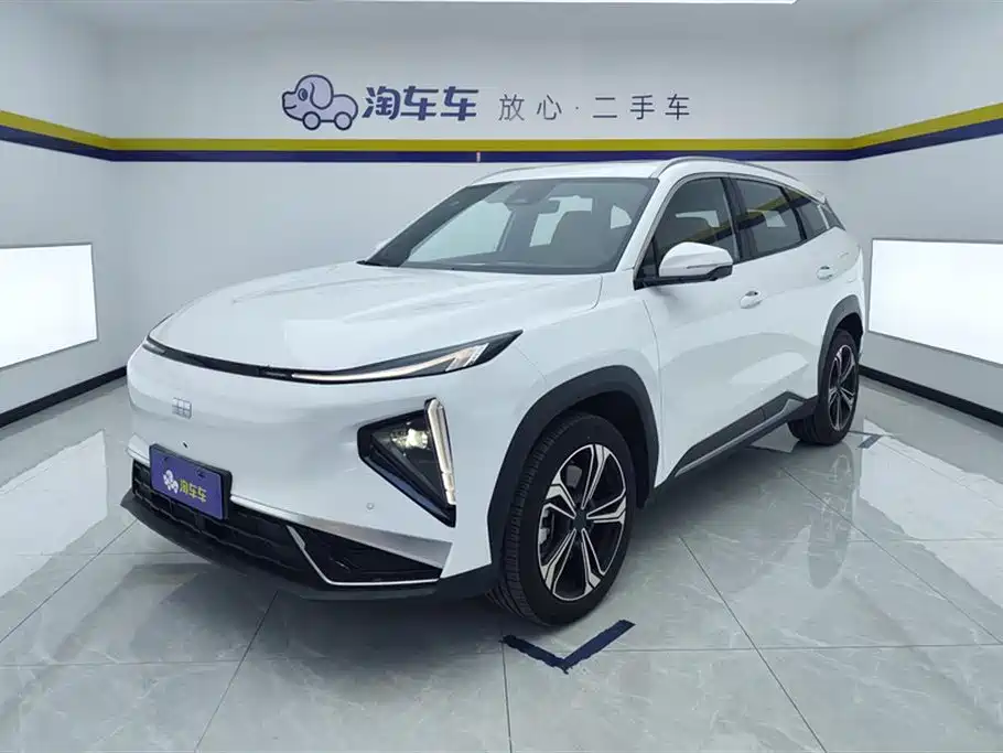Geely Galaxy Galaxy L7 2025 EM-i 115km Explorer+ Edition