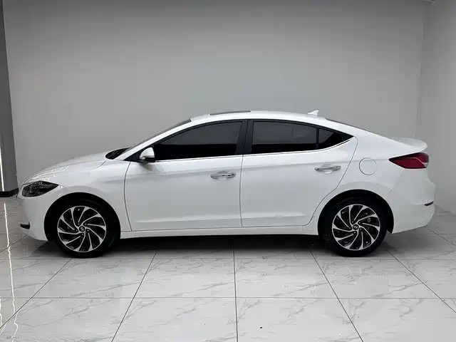 Hyundai Elantra 2019 1.4T Dual-clutch XuanDong·Vitality Type фото 3