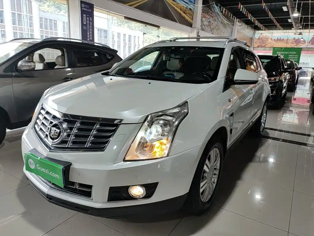 Фото 1 - Cadillac SRX