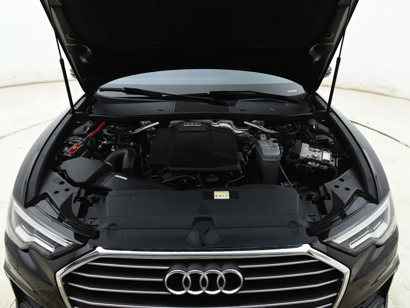 Audi A6L 2022 40 TFSI Luxury Dynamic фото 15