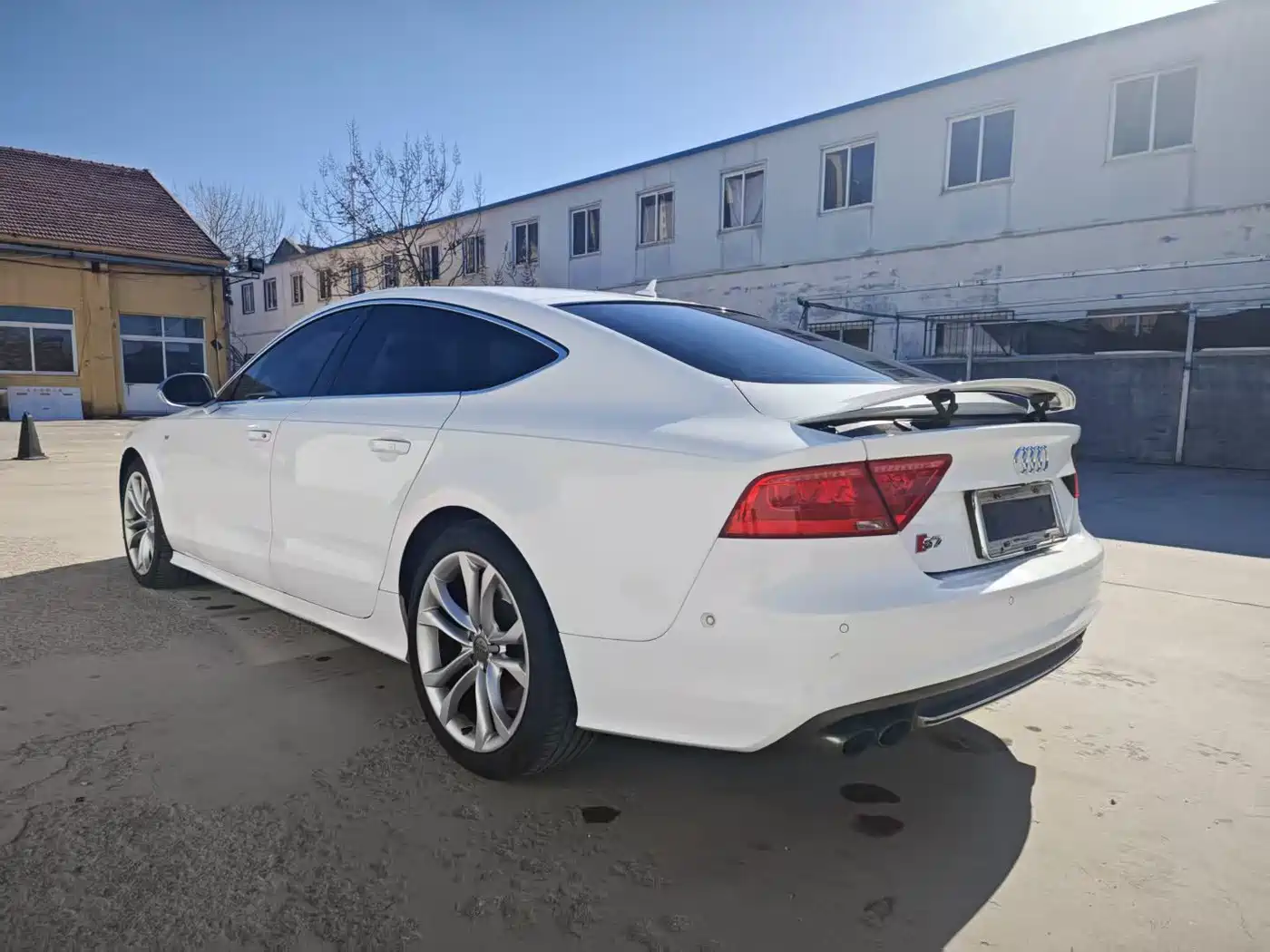 Audi S7 2013 4.0 TFSI quattro фото 7