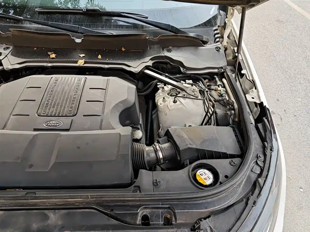 Land Rover Discovery 2018 3.0 SC V6 HSE фото 22