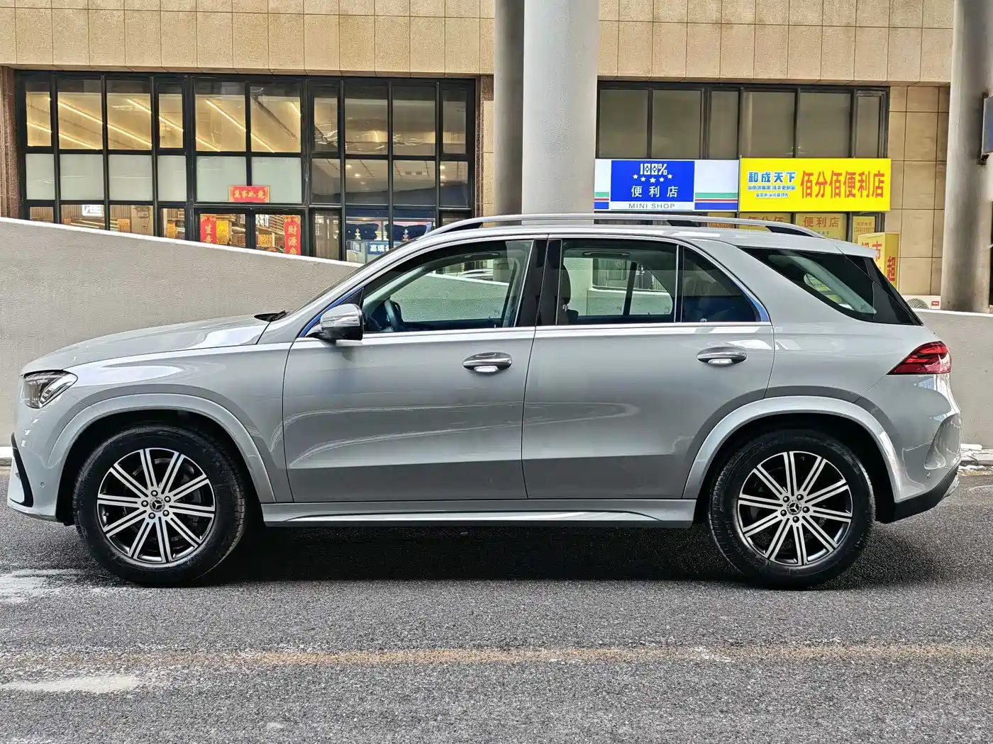 Mercedes-Benz GLE 2024 Facelift GLE 350 4MATIC Fashion фото 7