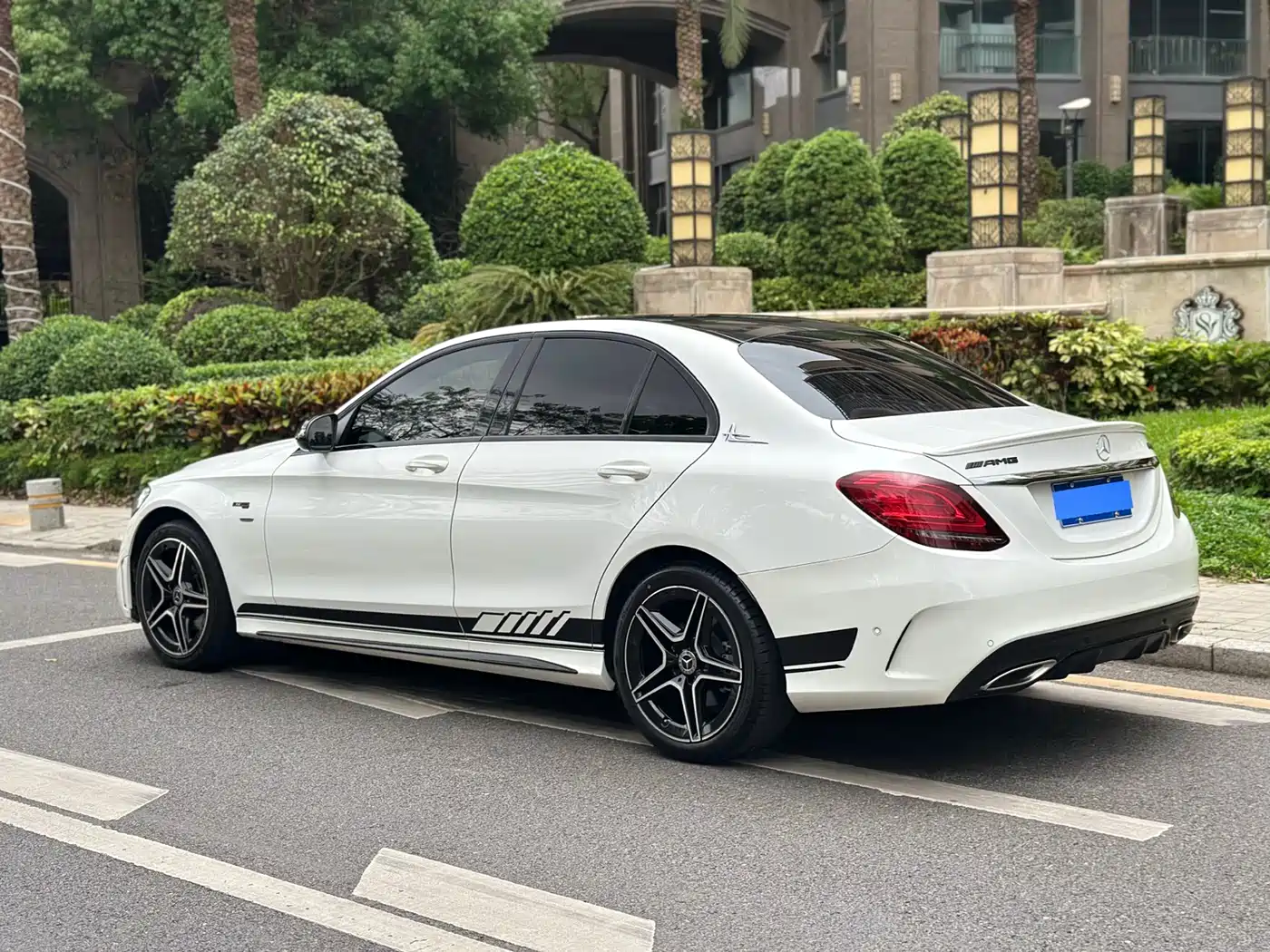MERCEDES-BENZ C CLASS