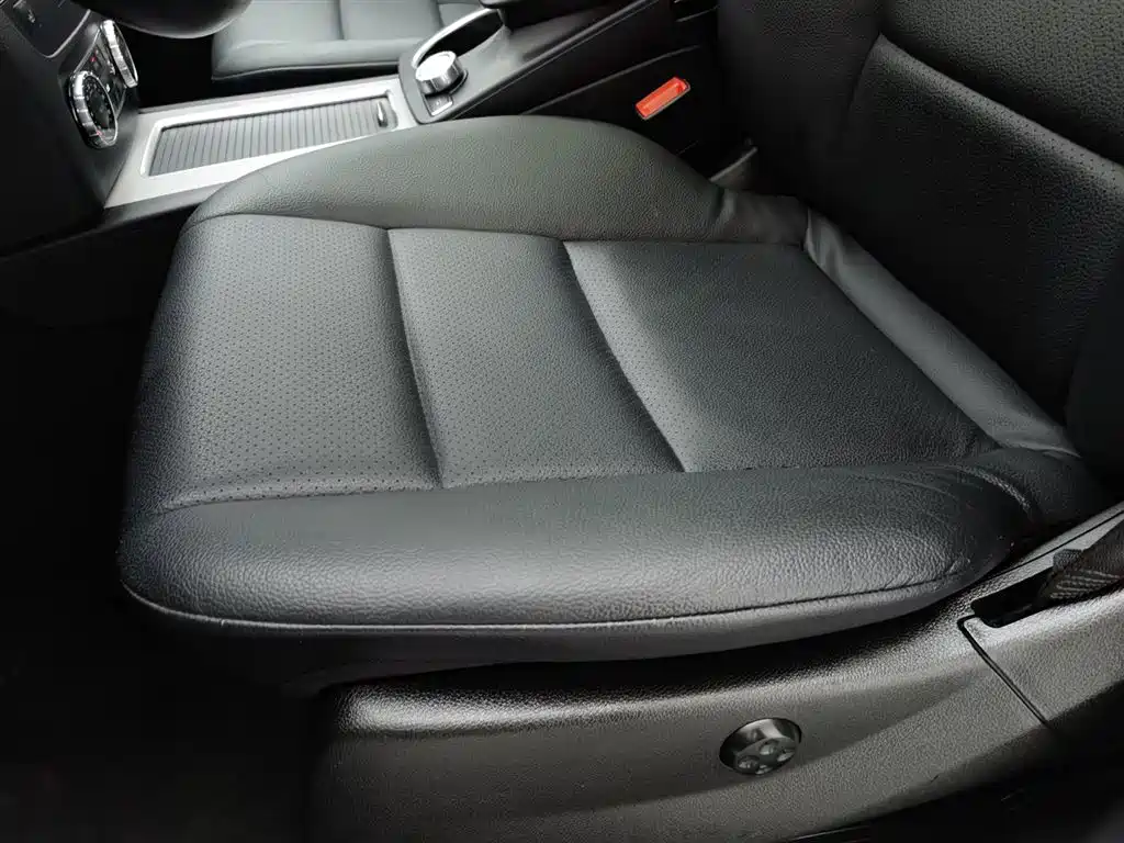Mercedes-Benz GLK-Class 2013 GLK 300 4MATIC Dynamic Sunroof фото 20