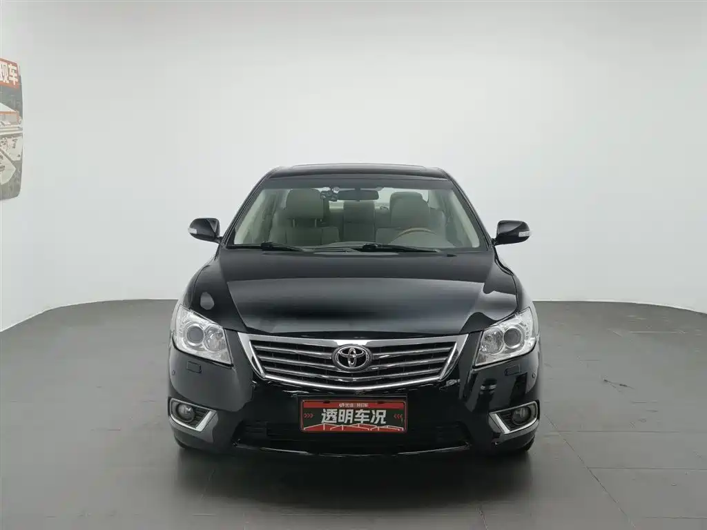 Toyota Camry 2011 240G Luxury Anniversary Edition фото 3