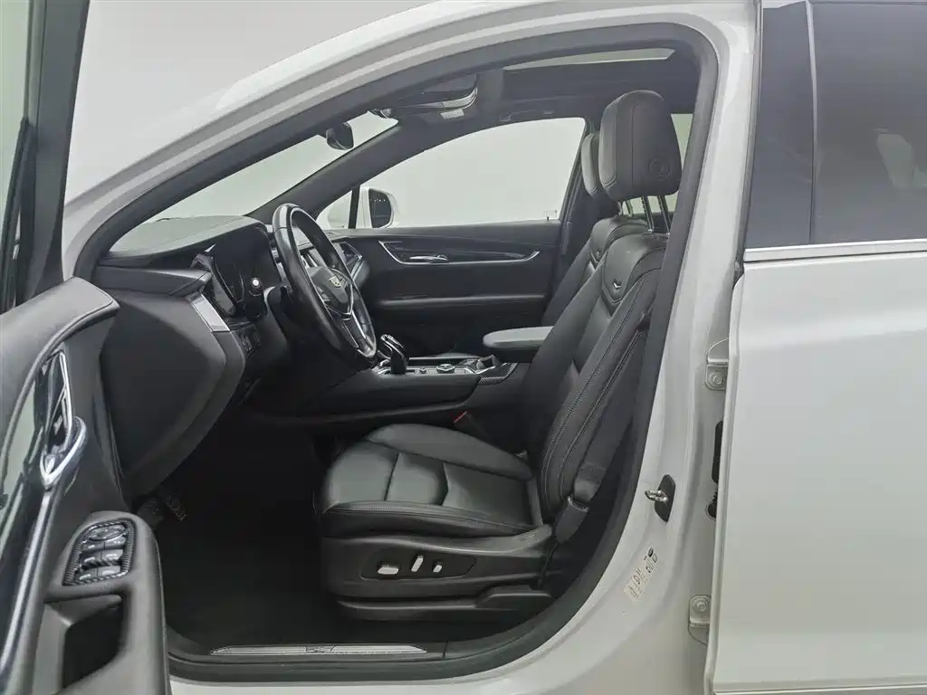 Cadillac XT5 2021 2.0T 4WD Luxury Edition фото 10