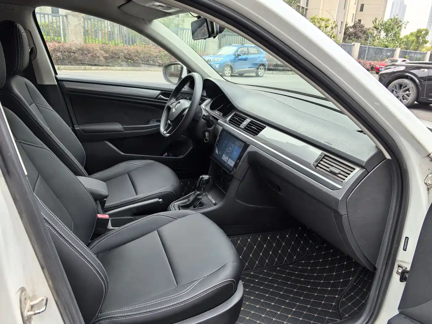 Volkswagen Bora 2016 Model 1.6L Automatic Comfort фото 11