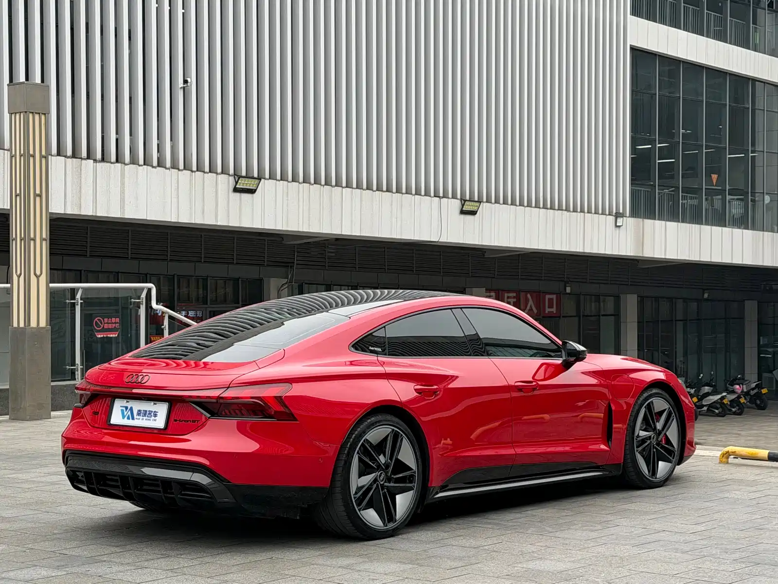 صورة 6 - Audi RS e-tron GT
