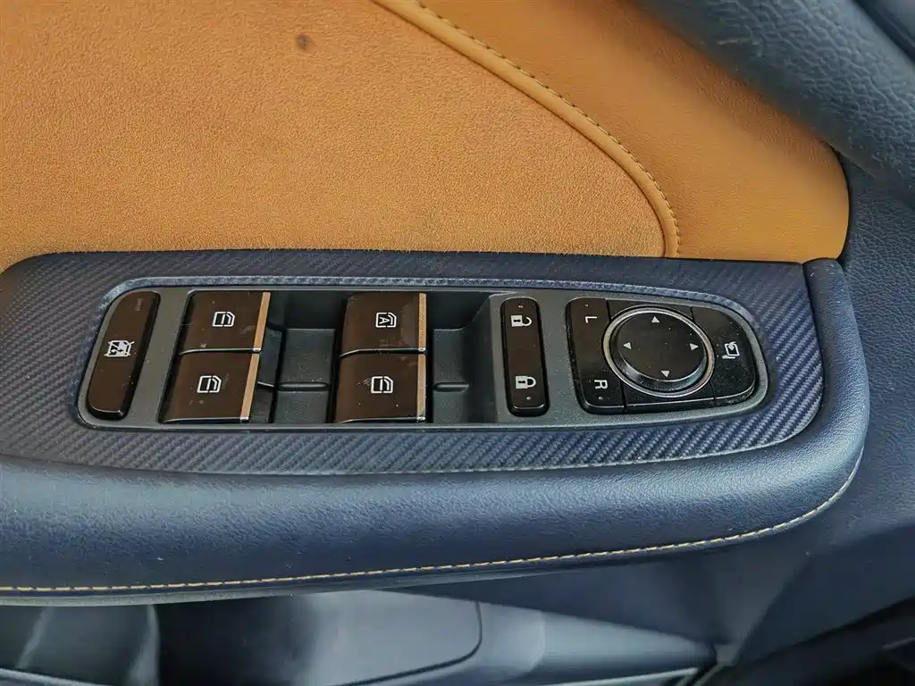 GAC Trumpchi Trumpchi GS4 2020 Model 270T Automatic Premium Edition фото 9