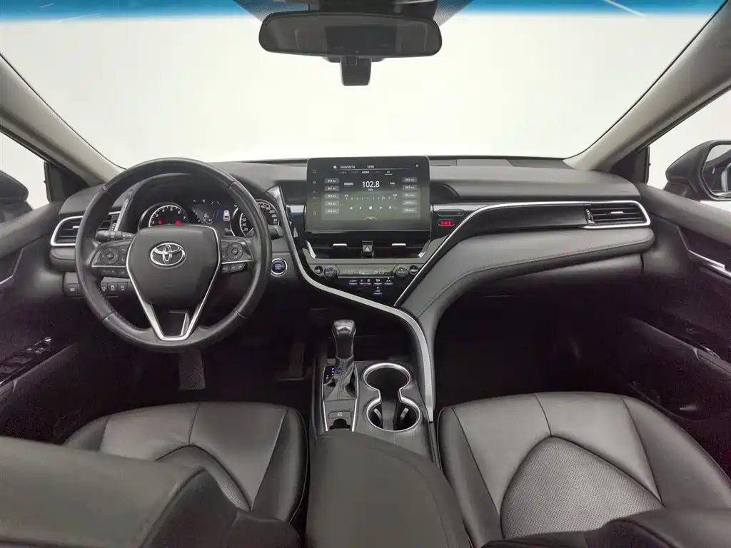 Toyota Camry 2021 2.0G Luxury Edition фото 5