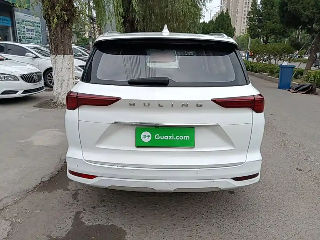 Wuling Motors Wuling Victory 2021 2020 1.5T CVT Flagship