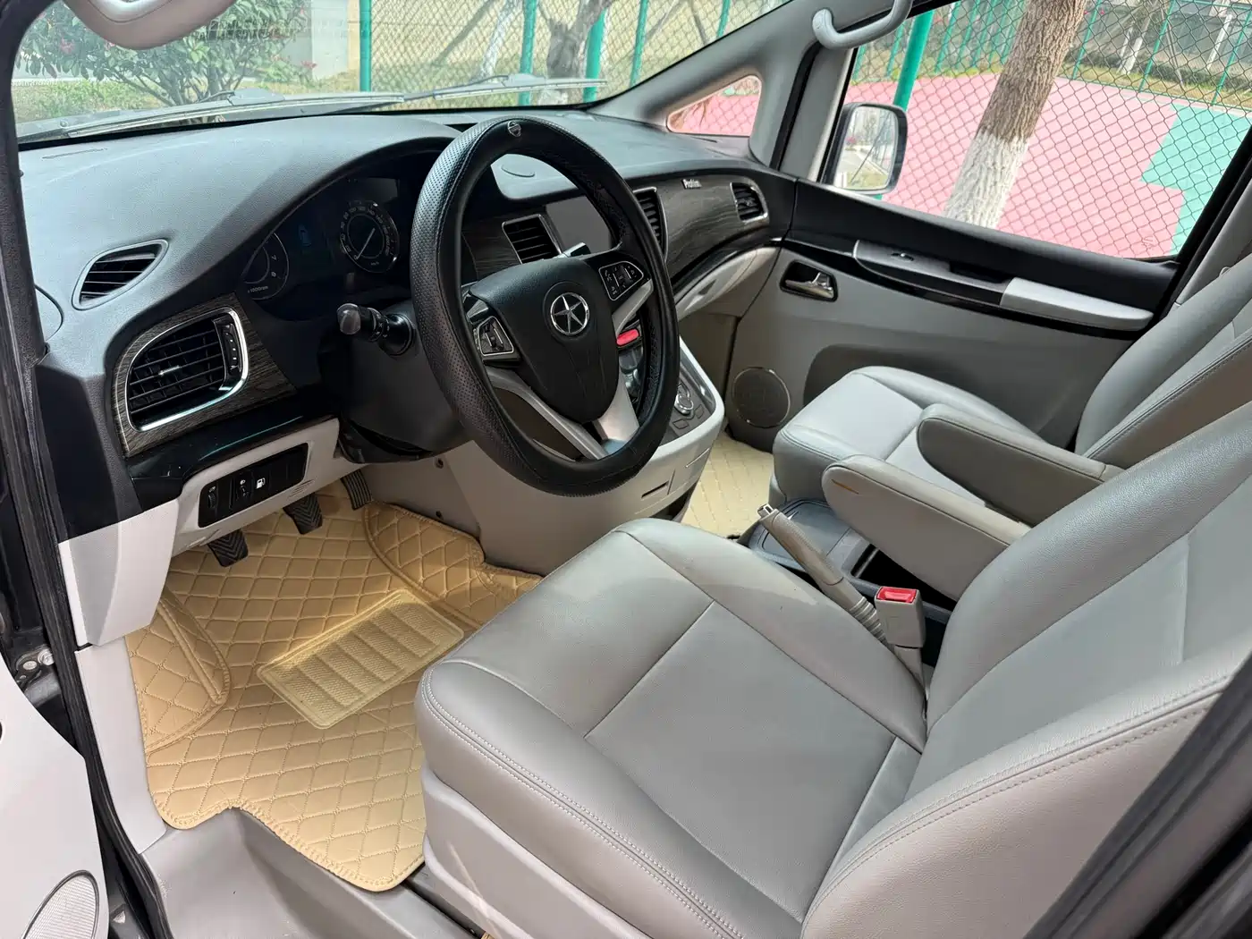 JAC Motors Refine M5 2016 2014 Color Tour 2.0T Gasoline Manual Business