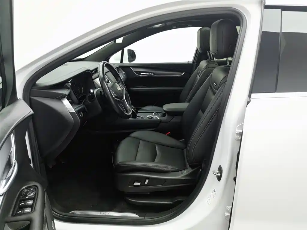 Cadillac XT5 2022 2.0T 4WD Trend Edition фото 10