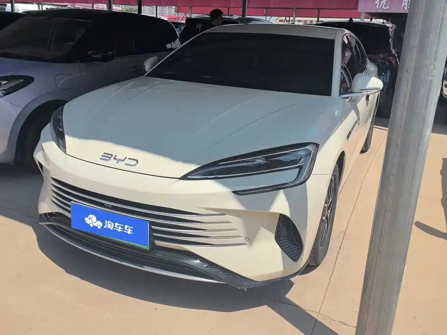 BYD Seal 07 DM-i 2025